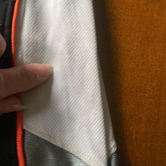 Reebok tricot pants size S (8) boys. Black white and orange/grey. - Picture 12 of 16